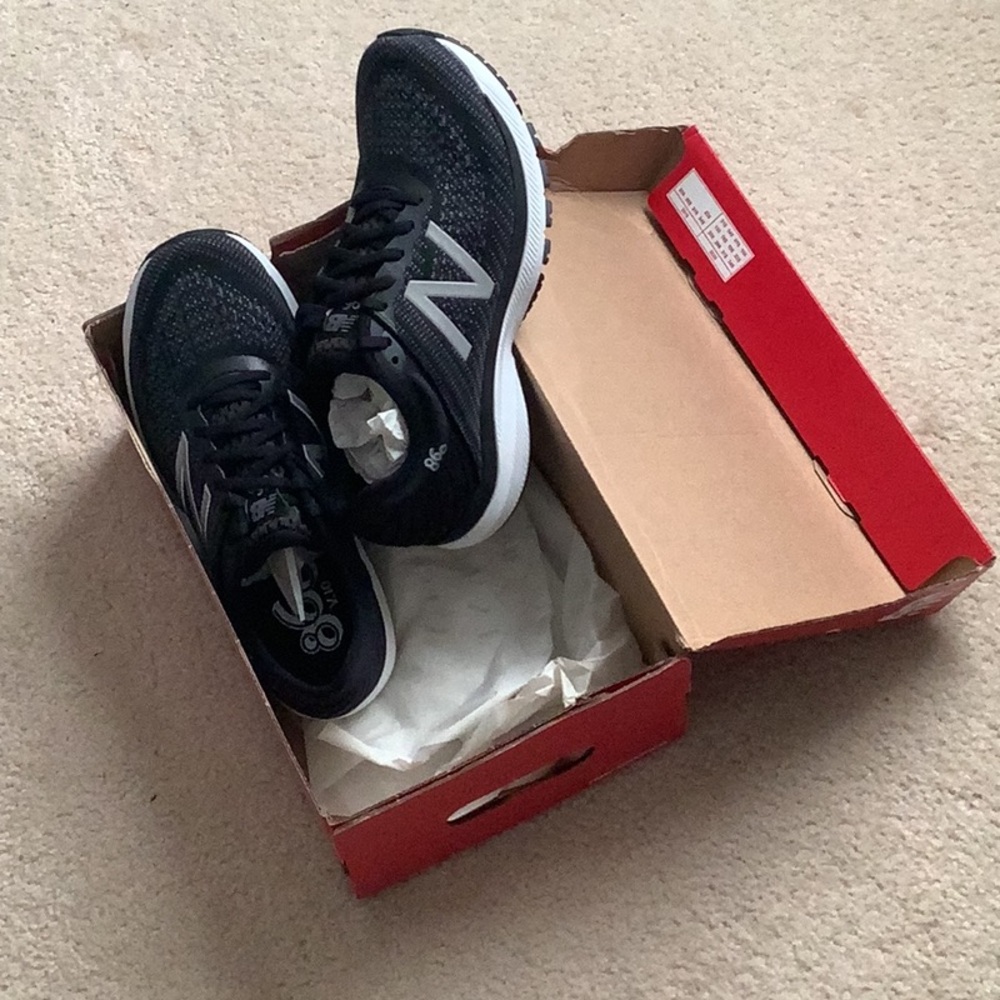 New Balance Women’s Fresh Foam 860v10